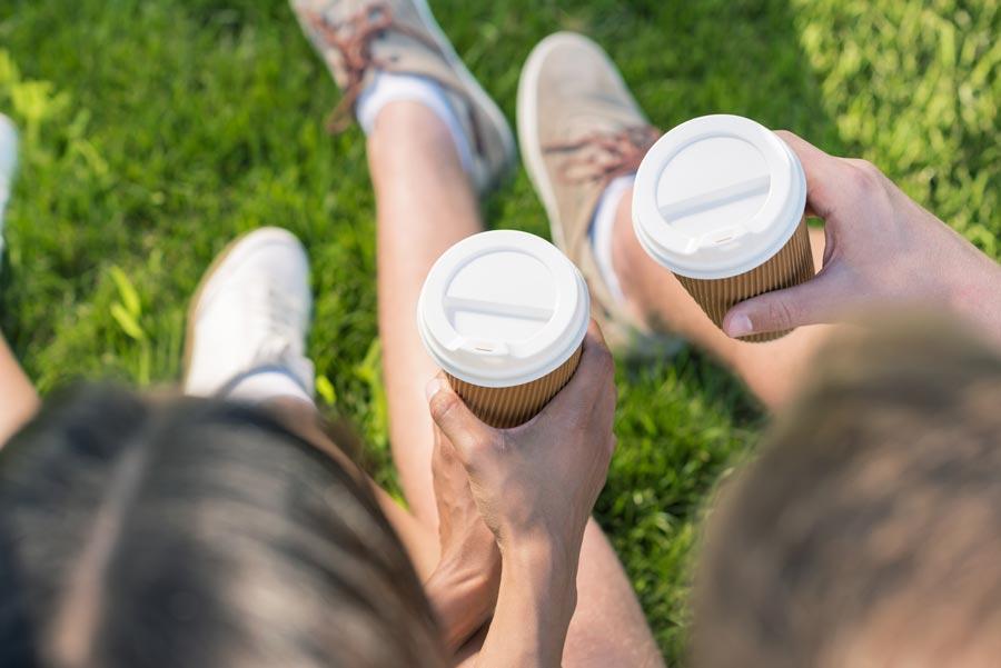What to Look For in Disposable Cups, Sleeves and Carriers for Your Coffee Shop